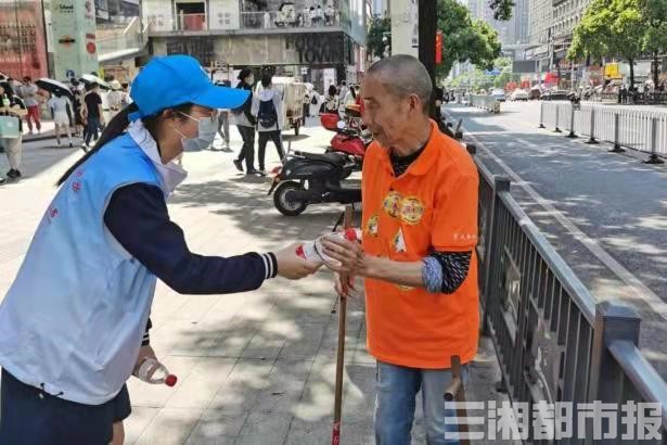 5天服务近5000人，长沙天心青年志愿者亮出最美“精神名片”